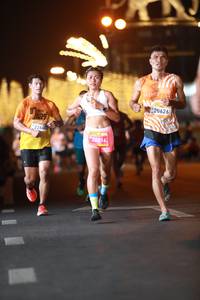 BIB: 226, 26016, 29626
                            <button type="button" onclick="openModal(23219921)" class="btn btn-primary btn-sm float-right btn-popup" data-toggle="modal" data-target=".modal-high-quality">
                        <i class="fas fa-shopping-cart"></i> Add to Cart
                    </button>
                                            <button type="button" onclick="isThisMe(23219921, true)" class="btn btn-success btn-sm float-right btn-popup btn-isme hidden" data-toggle="tooltip" data-placement="bottom" title="นี่คือรูปของคุณใช่ไหม คลิกที่นี่เพื่อเอาเข้าอัลบั้ม">
                        <i class="fas fa-plus"></i> Add to album
                    </button>
                    <button type="button" onclick="isThisMe(23219921, false)" class="btn btn-warning btn-sm float-right btn-popup btn-isnotme hidden">
                        <i class="fas fa-ban"></i> Remove from album
                    </button>